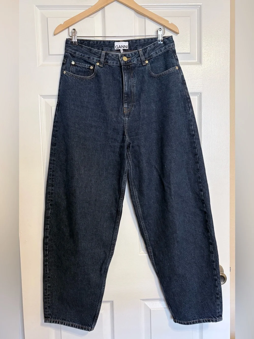 GANNI Stary Barrel Dark Blue Jeans 29 NWOT